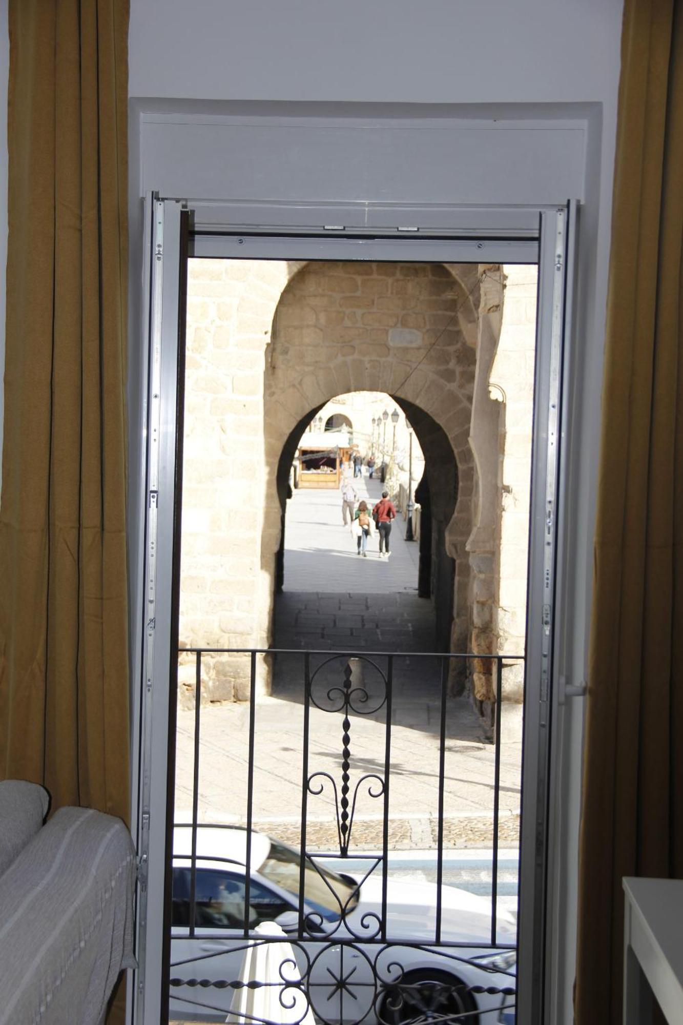 The Bridge House Of Toledo Apartment Екстериор снимка