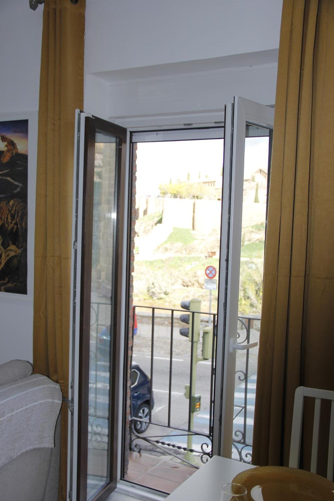 The Bridge House Of Toledo Apartment Екстериор снимка