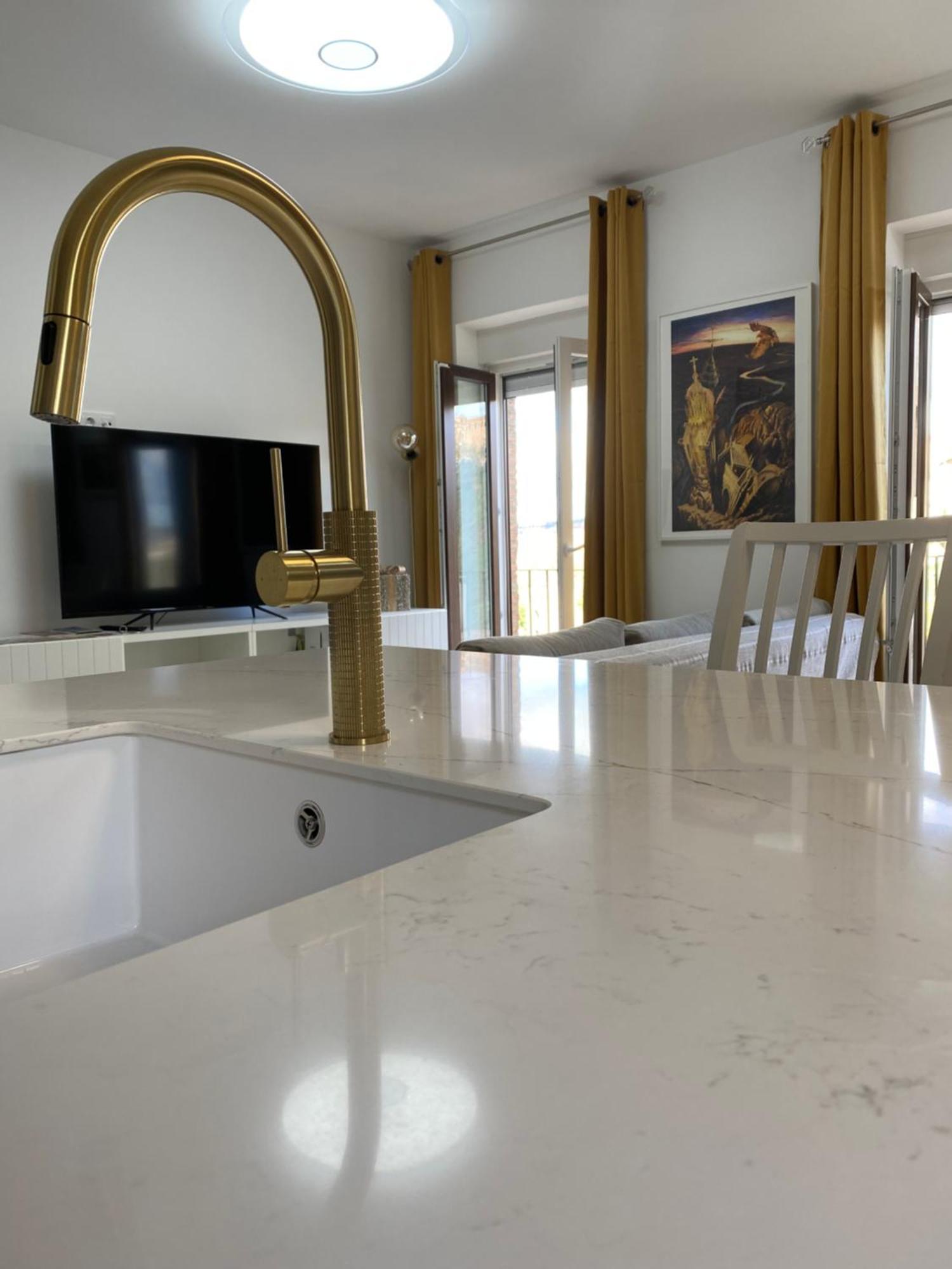 The Bridge House Of Toledo Apartment Екстериор снимка